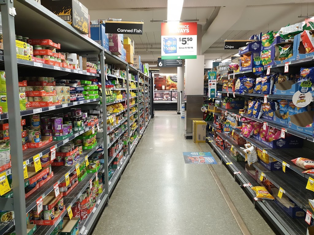 Woolworths Jindabyne | supermarket | 1 Nuggets Crossing, Jindabyne NSW 2627, Australia | 0264488000 OR +61 2 6448 8000