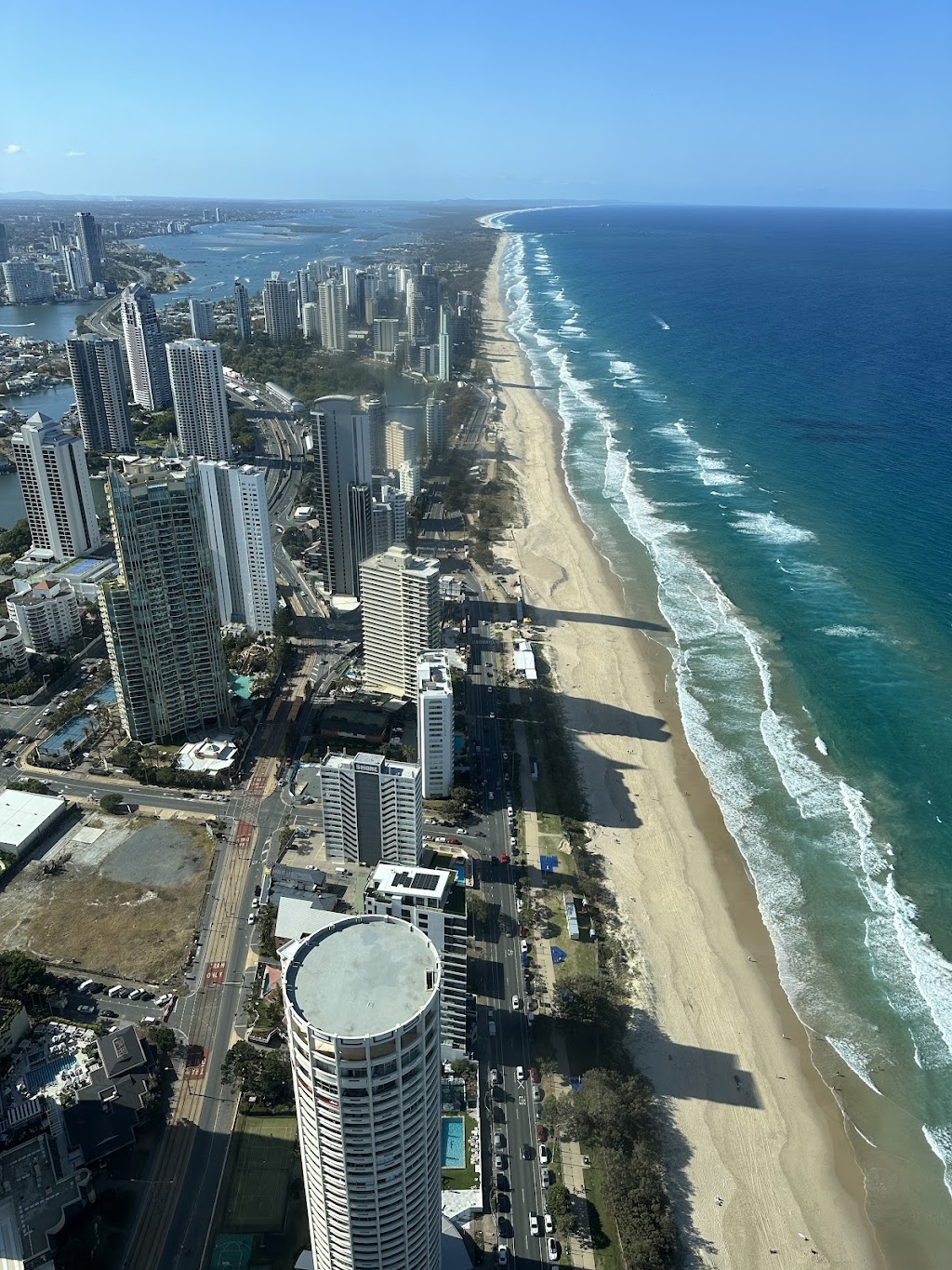 House and land packages | Unit 33/84 Esplanade, Surfers Paradise QLD 4217, Australia | Phone: 1800 732 537