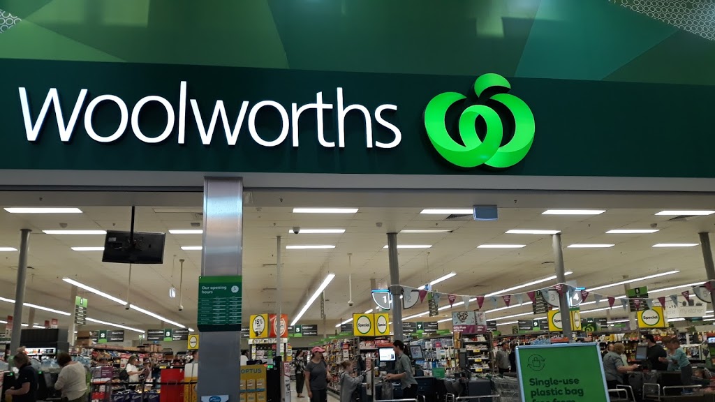 Woolworths | supermarket | Cnr Plenty Road & Main Drive, Bundoora VIC 3083, Australia | 0383476643 OR +61 3 8347 6643