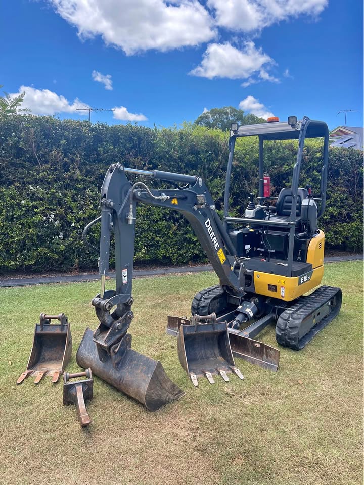 Elimbah Hire | Old Gympie Rd, Elimbah QLD 4516, Australia | Phone: 0414 597 778