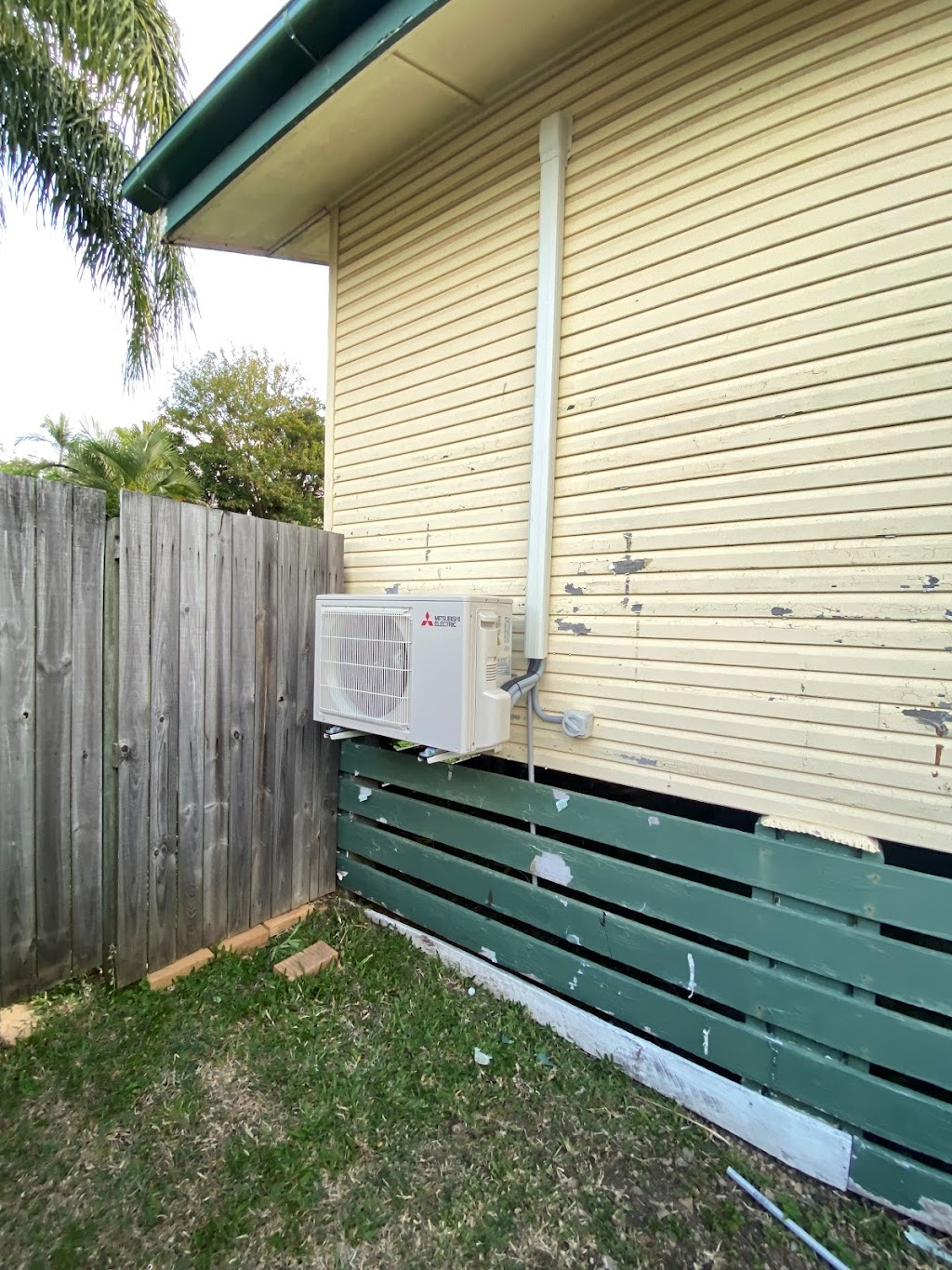 Logan Air & Electrical | 42 Davina St, Shailer Park QLD 4128, Australia | Phone: (07) 3077 6364