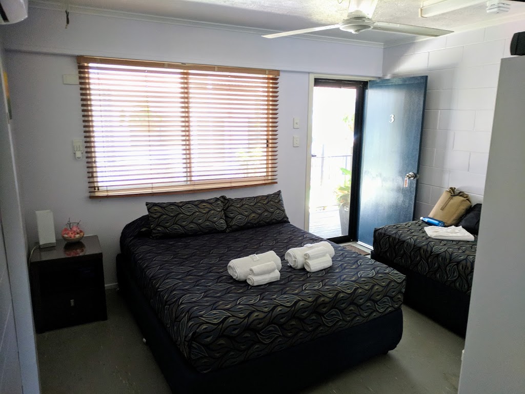 Palm Island Motel | lodging | Mango Ave, Palm Island QLD 4816, Australia | 0458789566 OR +61 458 789 566