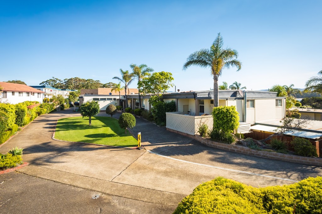 Black Dolphin Motel & Apartments Merimbula | lodging | 8 Arthur Kaine Dr, Merimbula NSW 2548, Australia | 0264951500 OR +61 2 6495 1500