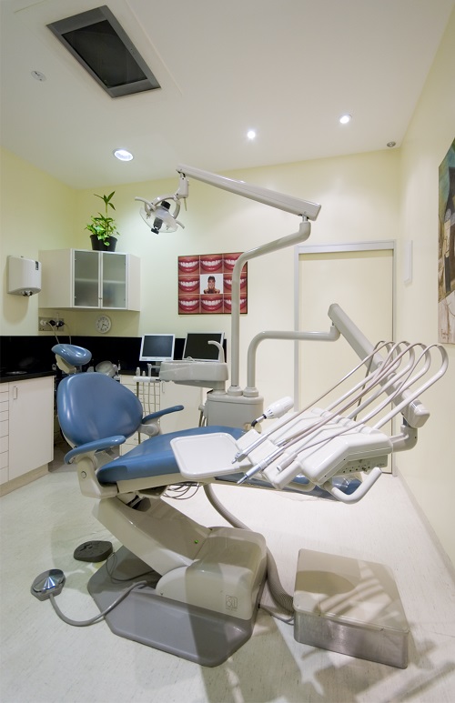 Dental Distinction | dentist | 14/4 Mary Ring Dr, Samford Valley QLD 4520, Australia | 0732891896 OR +61 7 3289 1896