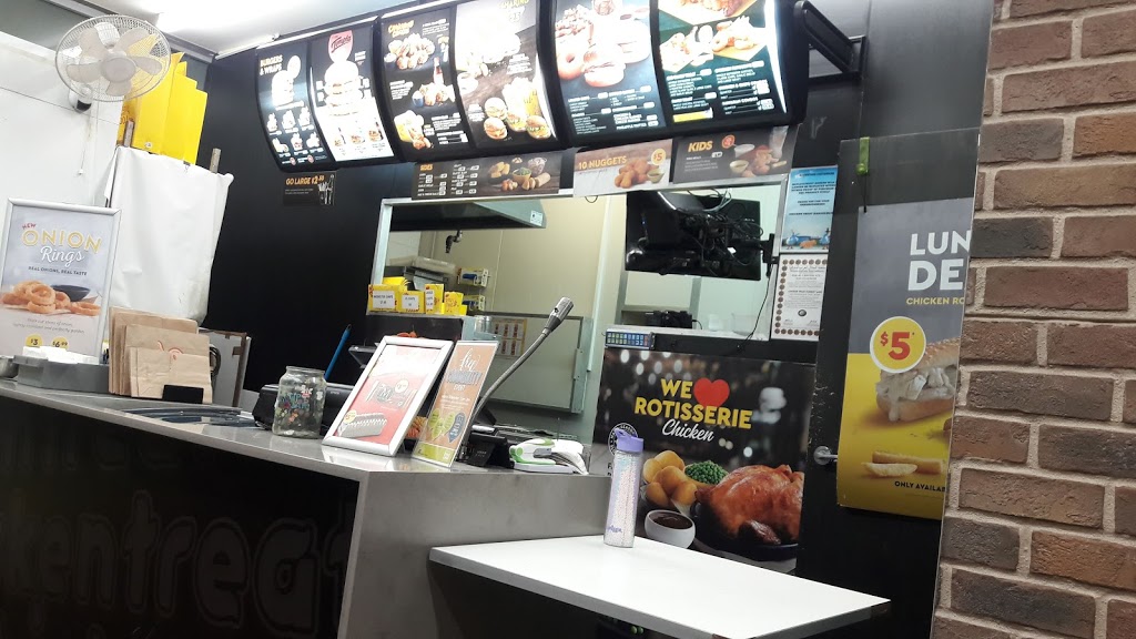 Chicken Treat | meal takeaway | Forest Lakes S/C, Cnr Forest Lakes Drive and Murdoch Road, Forest Lakes WA 6108, Australia | 0894931222 OR +61 8 9493 1222