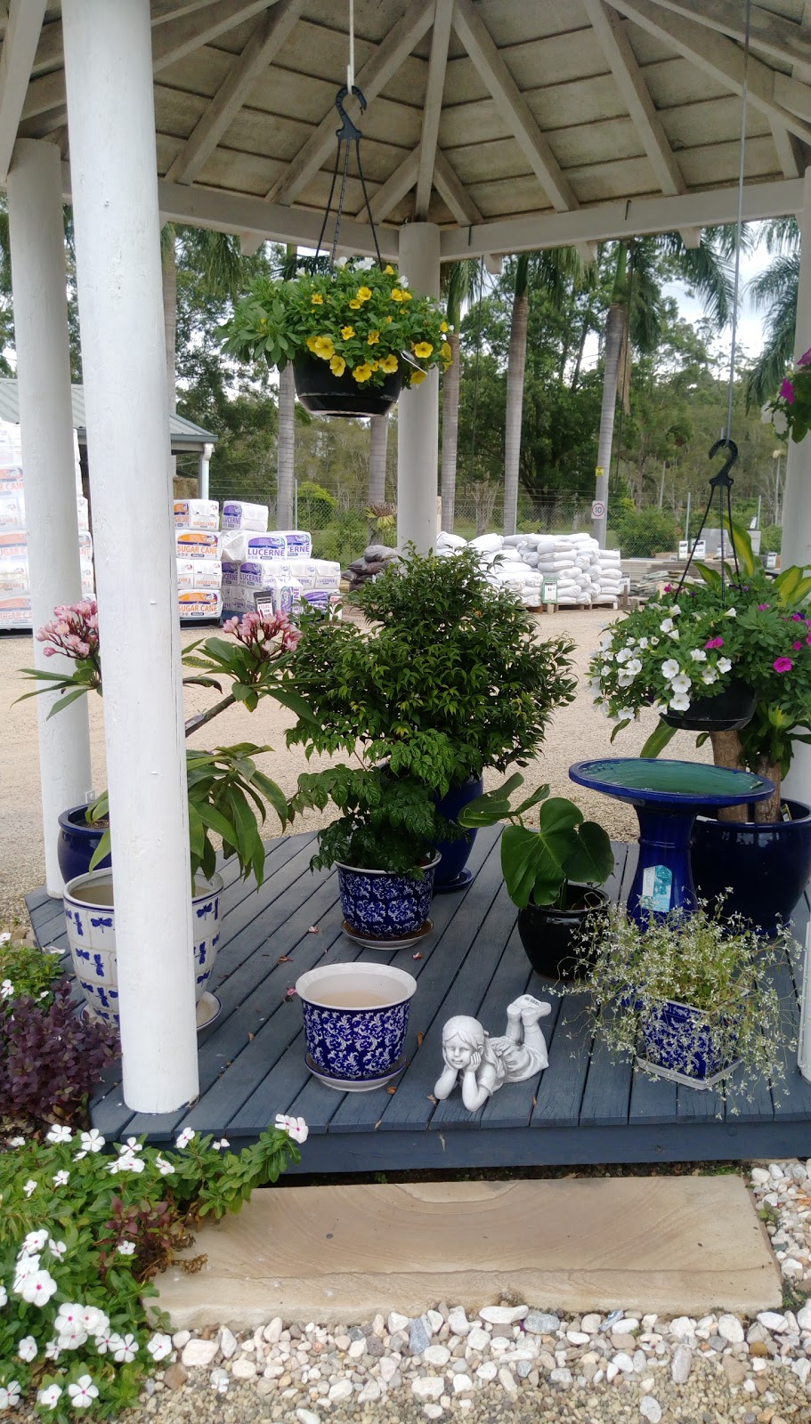 Buderim Landscape Centre | store | 168 Crosby Hill Rd, Buderim QLD 4556, Australia | 0754452173 OR +61 7 5445 2173