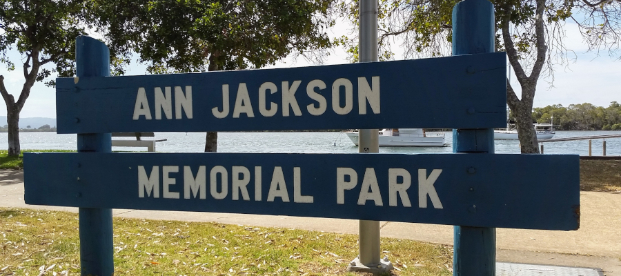 Gold Coast Fishing Spots - Ann Jackson Memorial Park | park | Paradise Parade, Paradise Point QLD 4216, Australia
