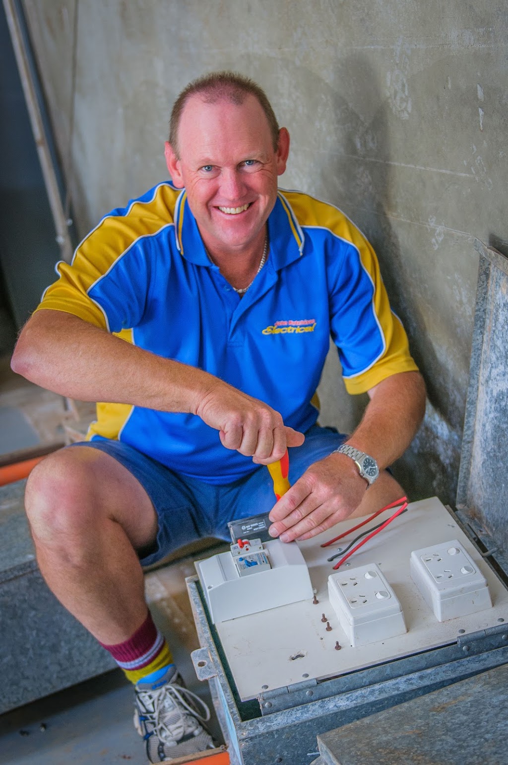 John Hutchison Electrical | electrician | 3/20 Janola Circuit, Port Macquarie NSW 2444, Australia | 0403354931 OR +61 403 354 931