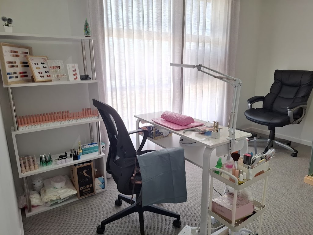 Selinas Beauty Nail Salon | 5 Barrett Rd, Maddingley VIC 3340, Australia | Phone: 0497 411 799