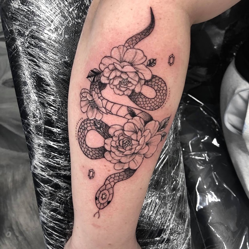 AinsleyxTattoos | 77 High St, Berwick VIC 3806, Australia | Phone: 0423 096 528