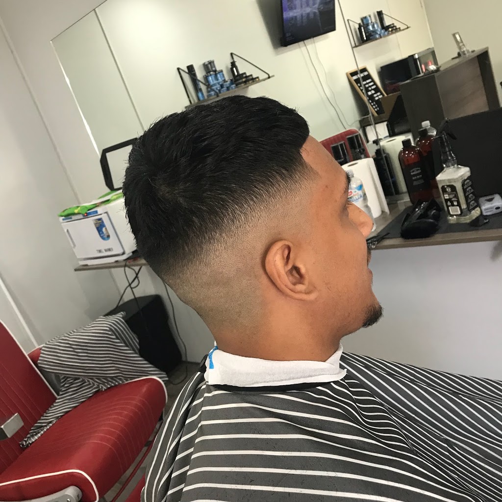 Chief Barber Studios | hair care | Unit 4/38 Kendor St, Arundel QLD 4214, Australia | 0417820009 OR +61 417 820 009