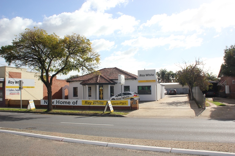 Ray White Flinders Park | 235 Grange Rd, Findon SA 5023, Australia | Phone: (08) 8244 5488