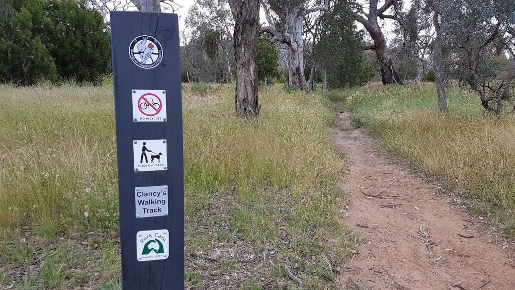 Clancys Walking Track | park | 4 Antill St, Watson ACT 2602, Australia