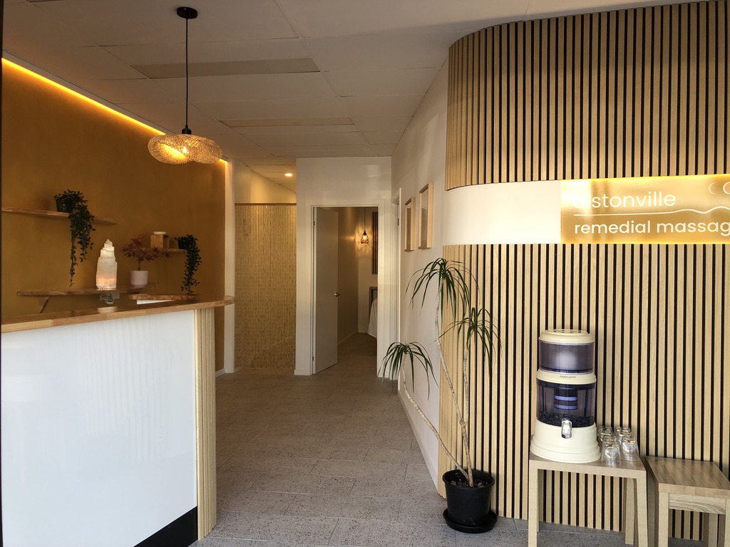 Alstonville Remedial Massage, Emma Danchin | Shop 30, Shop 8/20 Robertson St, Alstonville NSW 2477, Australia | Phone: 0411 129 307