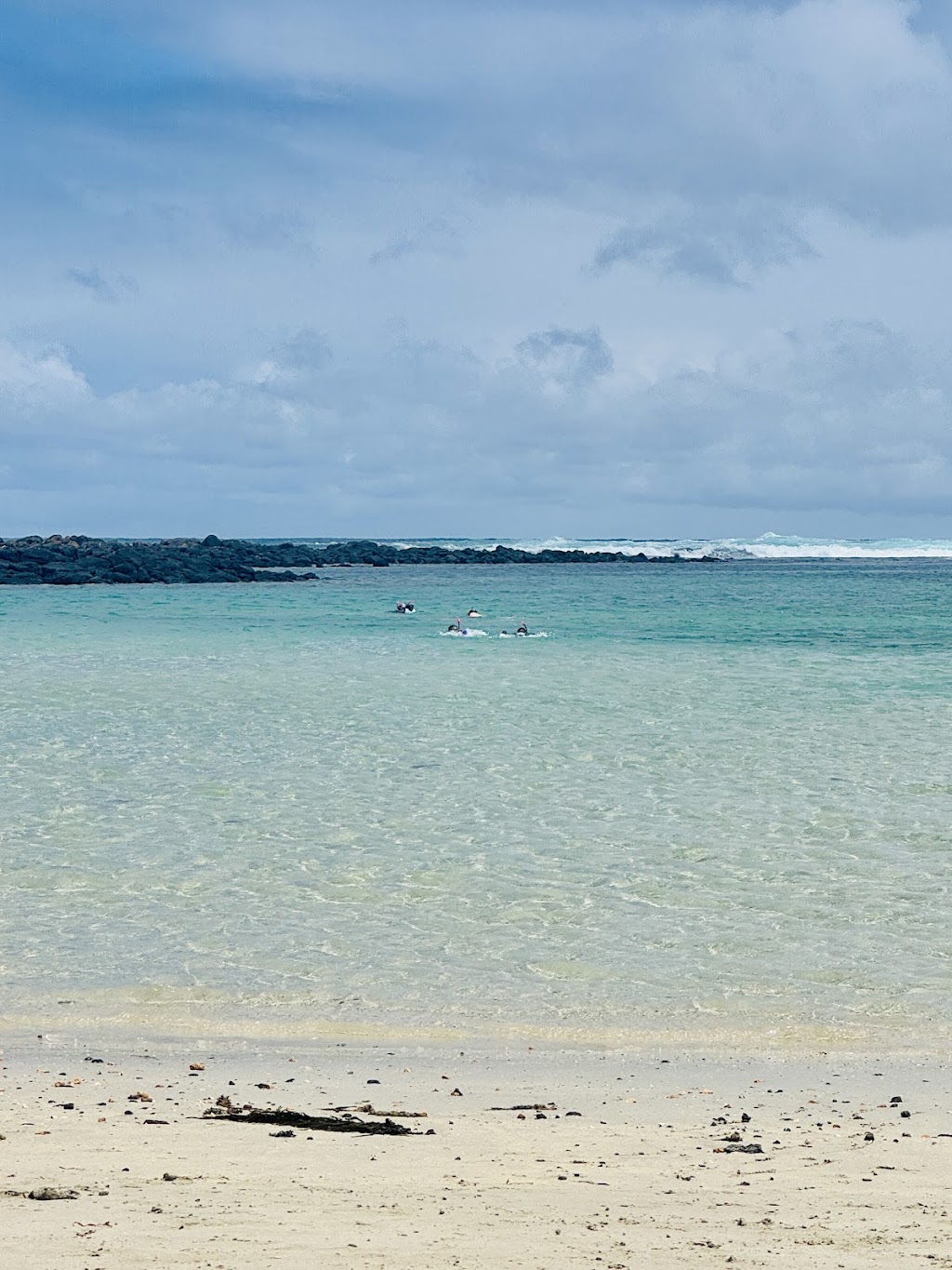 Ocean Sands Beach Front House | 8 Ocean Dr, Port Fairy VIC 3284, Australia | Phone: 0438 327 986