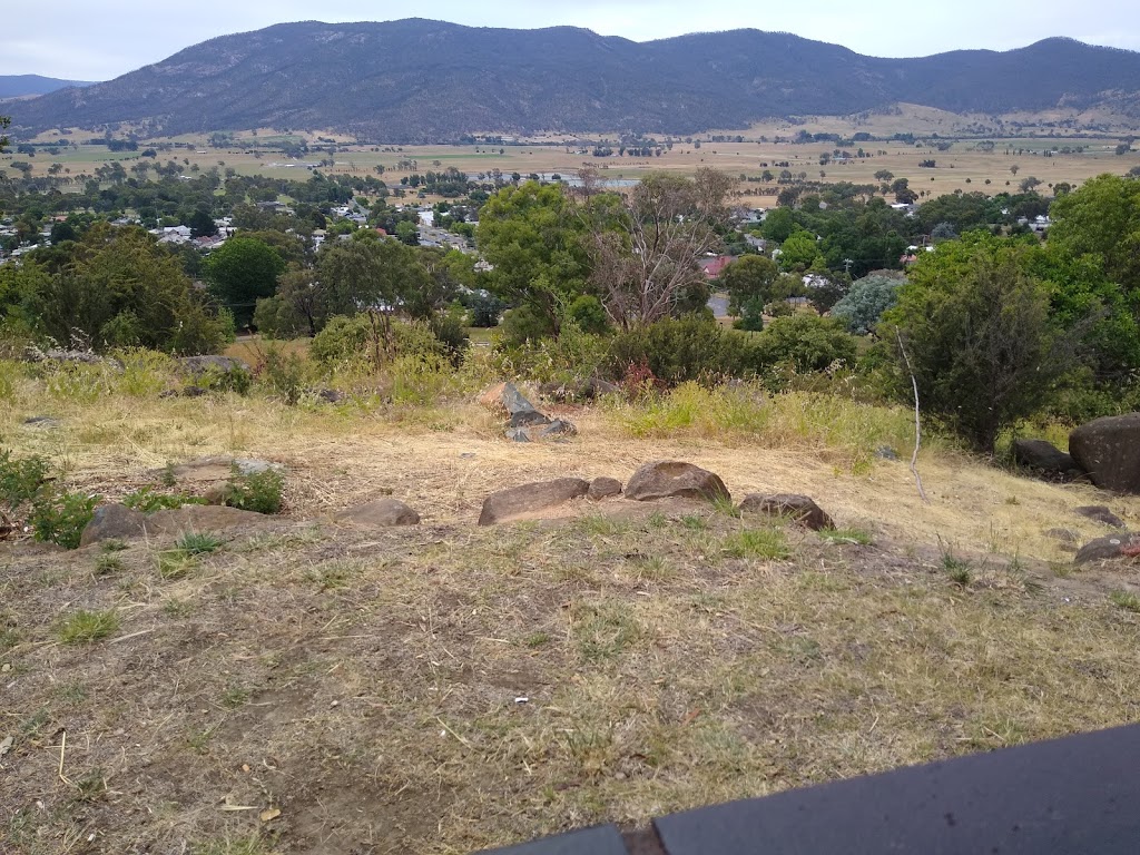 Playles Hill Lookout | park | Corryong VIC 3707, Australia