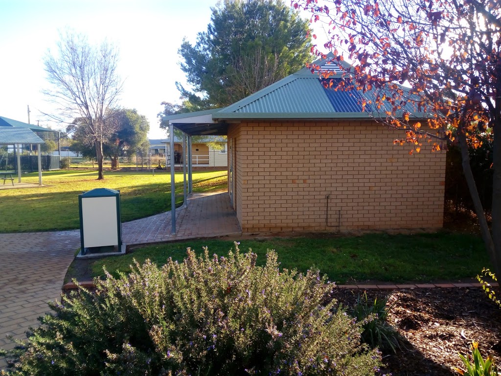 Canowindra Memorial Park | park | Canowindra NSW 2804, Australia
