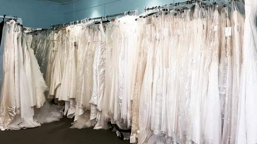 Ipswich Bridal and Formal | 18 Mining St, Bundamba QLD 4304, Australia | Phone: 0400 691 592