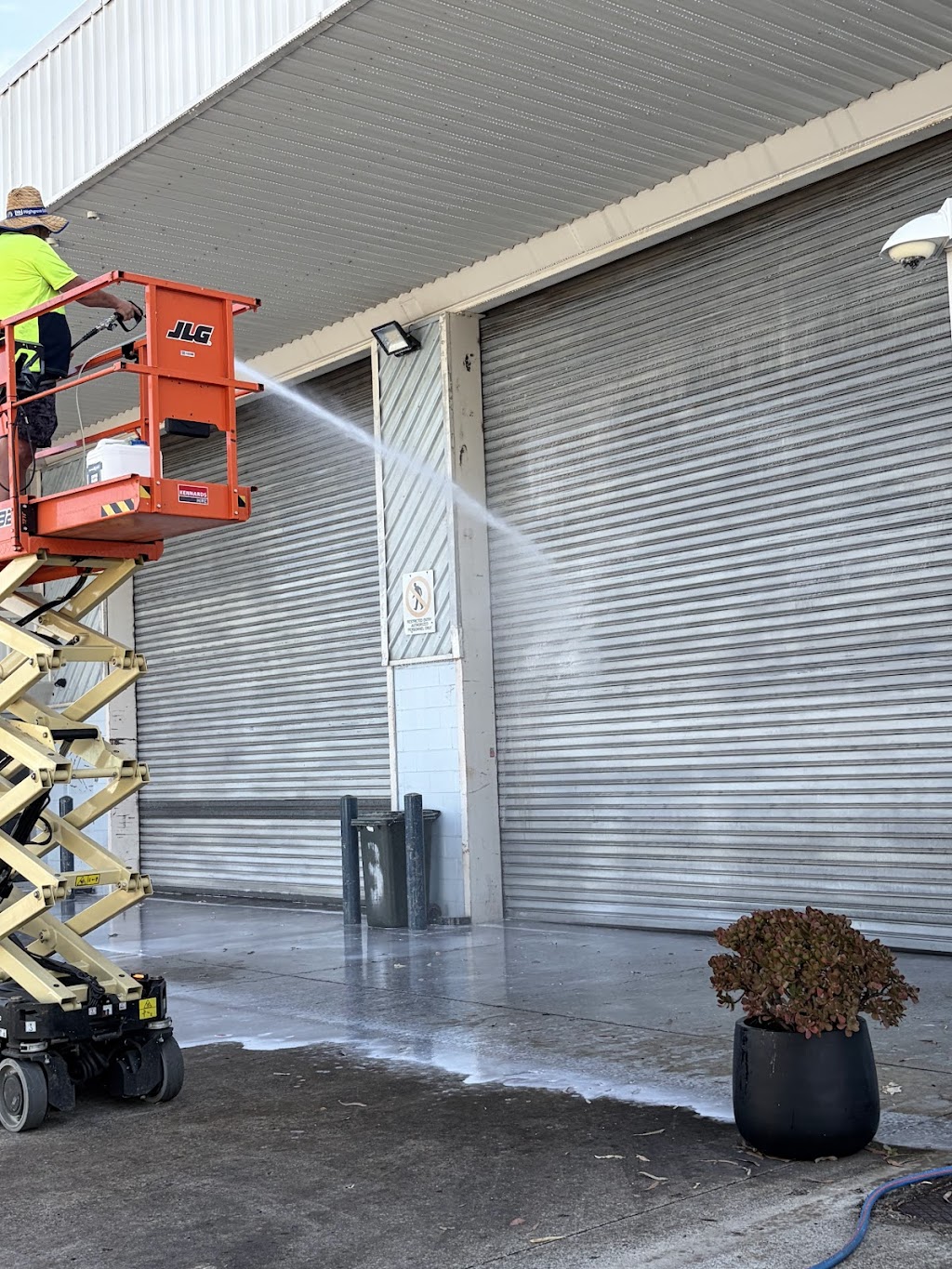 Bulimba House Washing | Unit 2/1 Oxford St, Bulimba QLD 4171, Australia | Phone: 0427 445 569