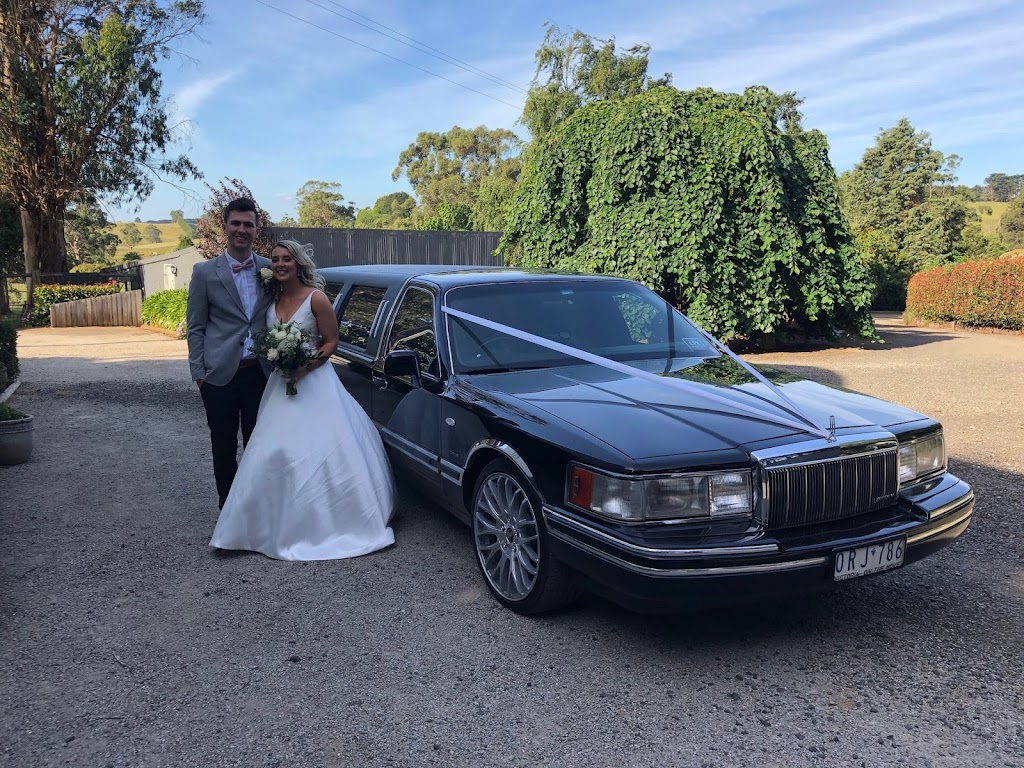 Limousine King | 73 Darling Way, Narre Warren VIC 3805, Australia | Phone: 0401 266 035