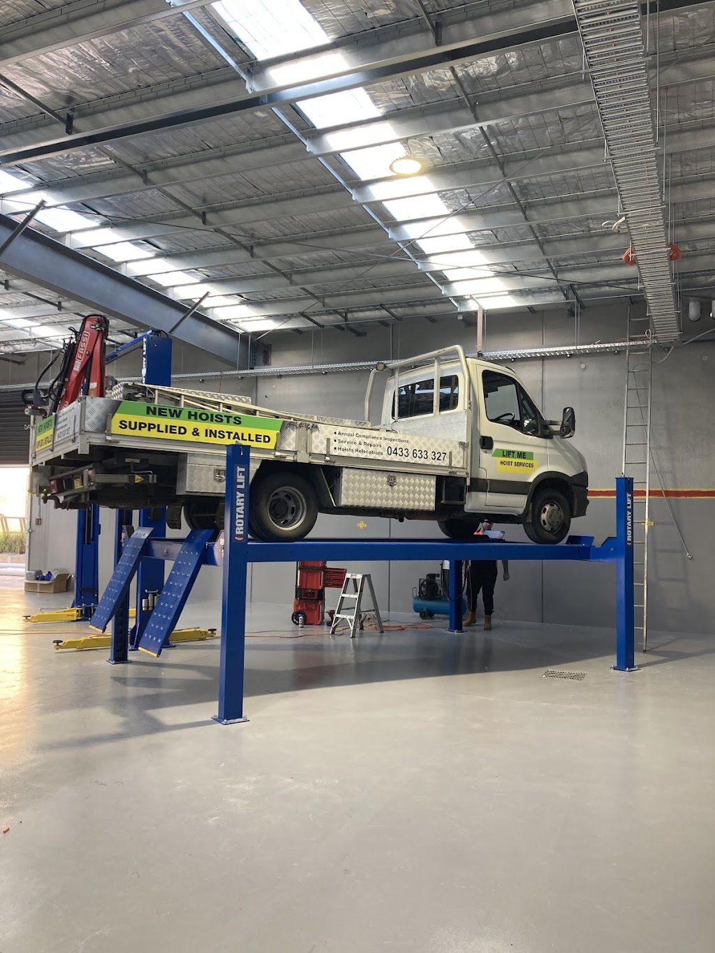 Lift Me Hoist Services Pty Ltd | 9 Therese Ct, Lara VIC 3212, Australia | Phone: 1800 965 308