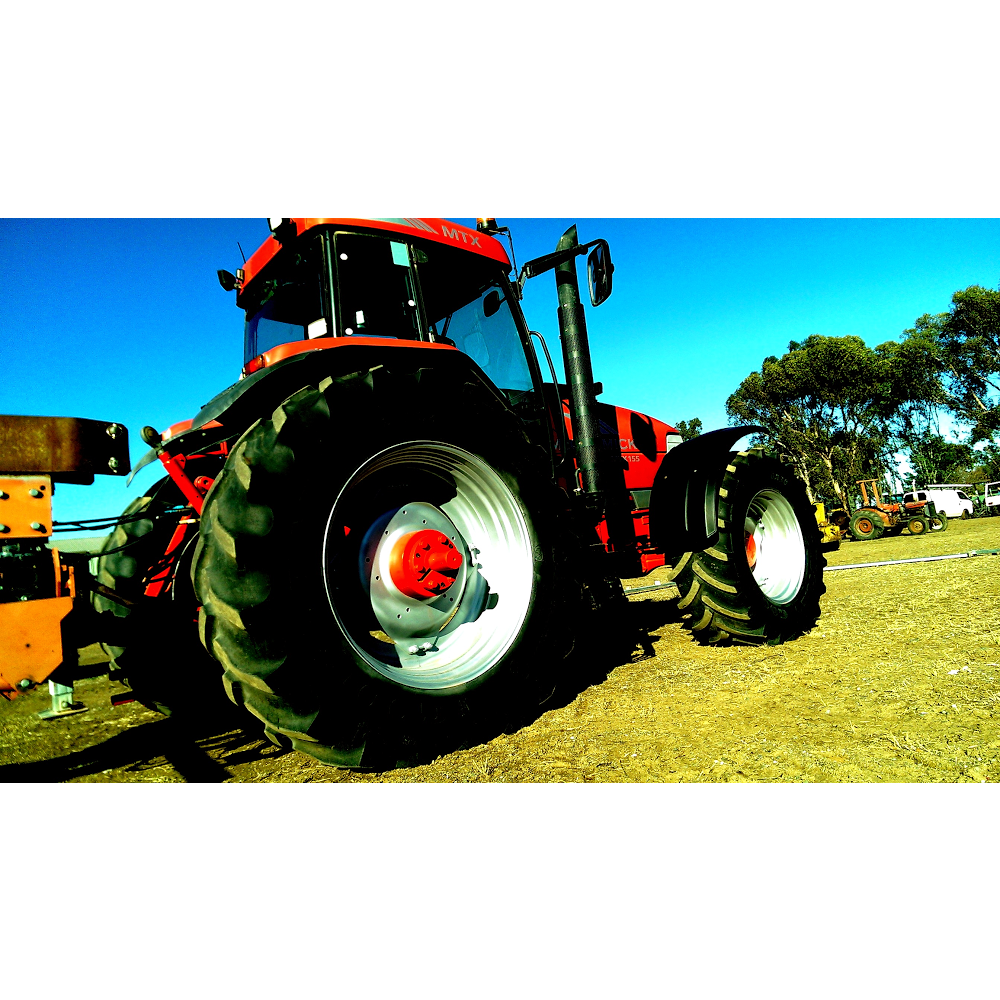Echuca TMV (Lous Tractors) | car repair | 39 McKenzie Rd, Echuca VIC 3564, Australia | 0354801234 OR +61 3 5480 1234