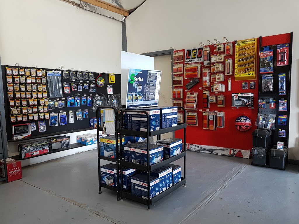 KI Motor Co | car repair | 87 Playford Hwy, Kingscote SA 5223, Australia | 0885533061 OR +61 8 8553 3061