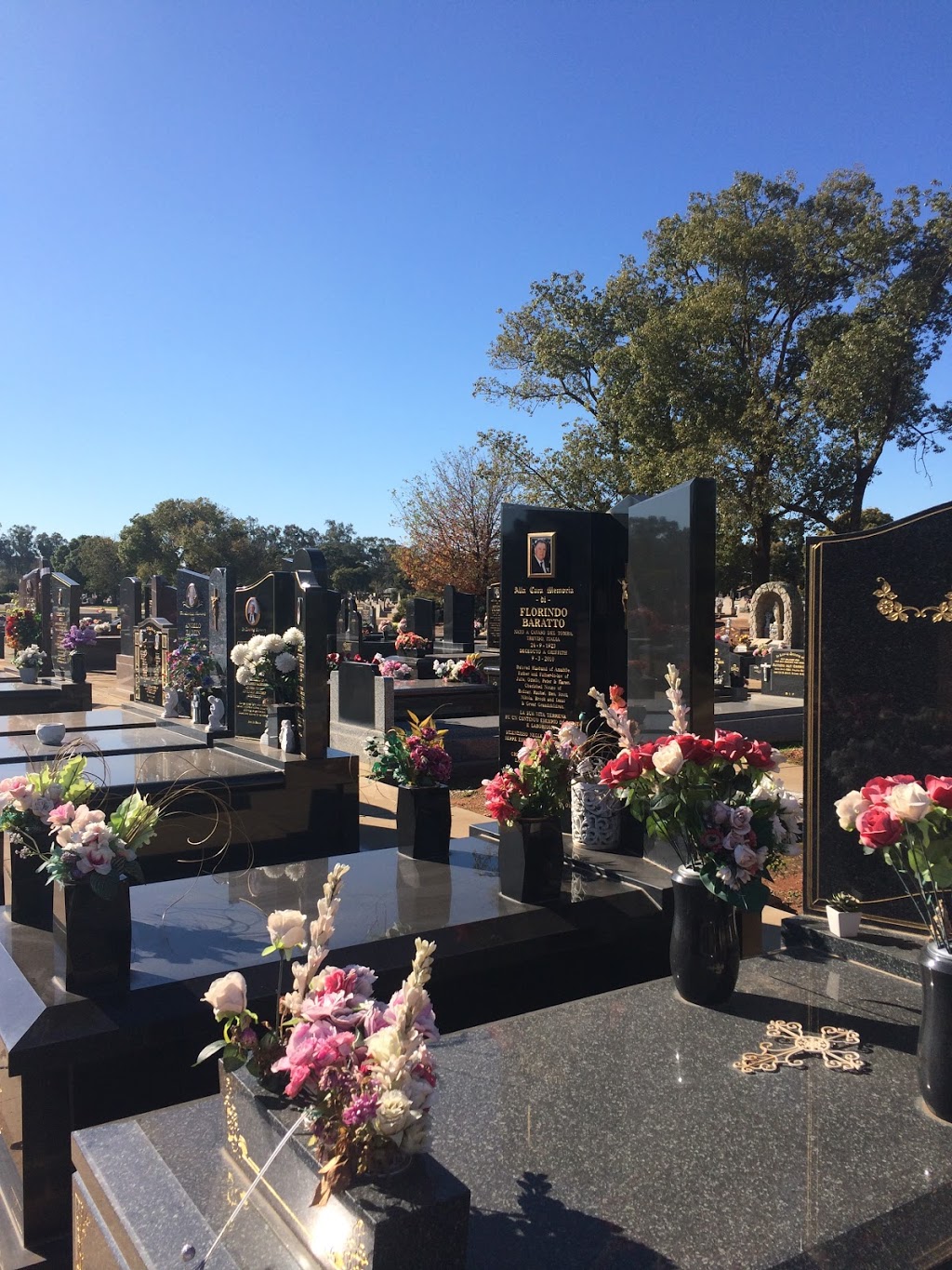 Griffith General Cemetery | 83-111 Wakaden St, Griffith NSW 2680, Australia | Phone: (02) 6962 8100