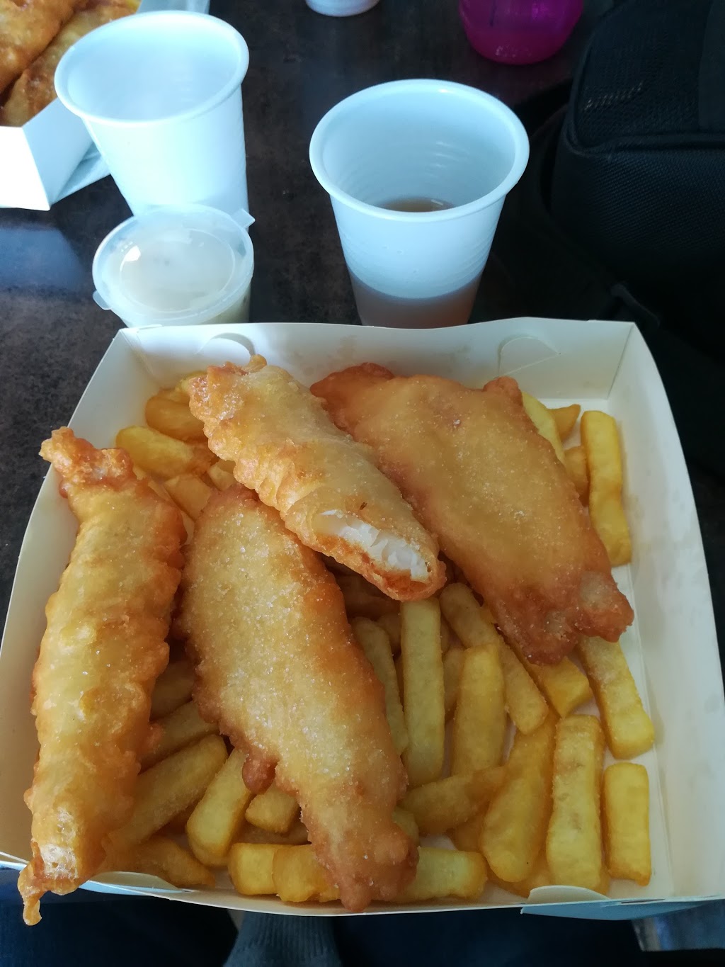 Flatheads Fish & Chips | 230 Esplanade, Brighton VIC 3186, Australia | Phone: (03) 9593 3711