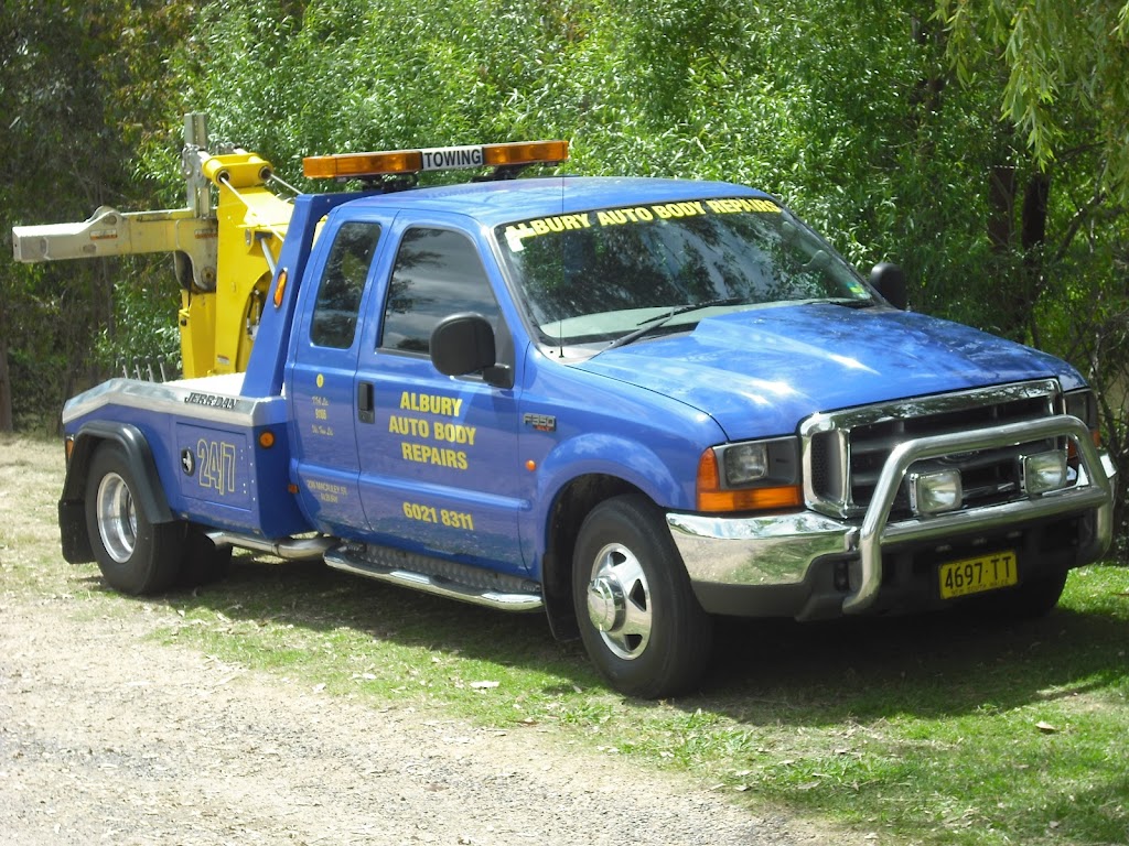 Albury Auto Body Towing | 236 Macauley St, Albury NSW 2640, Australia | Phone: (02) 6021 8311