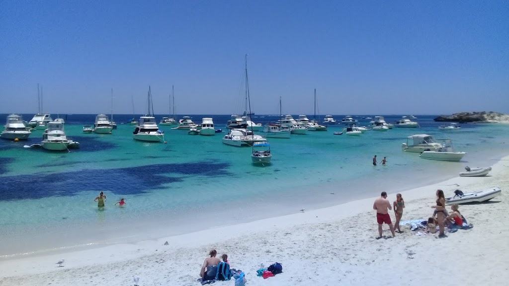 Rottnest Island Visitor Centre | travel agency | 1 Henderson Ave, Rottnest Island WA 6161, Australia | 0893729730 OR +61 8 9372 9730