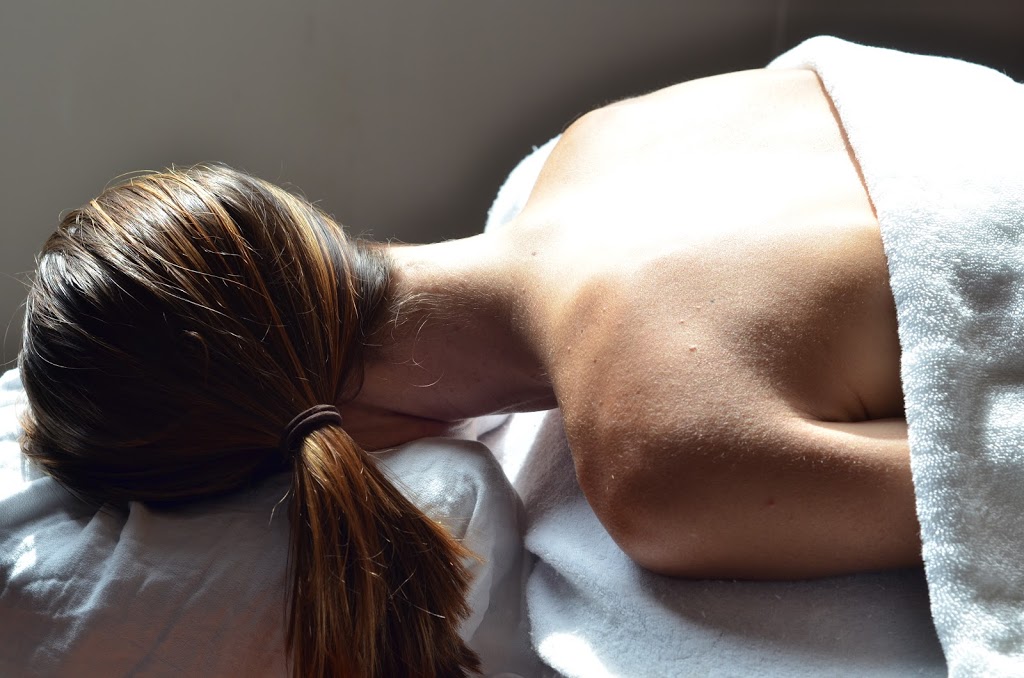 Embodied Mind Massage Vaucluse | health | 8 Jesmond Ave, Vaucluse NSW 2030, Australia | 0414668468 OR +61 414 668 468