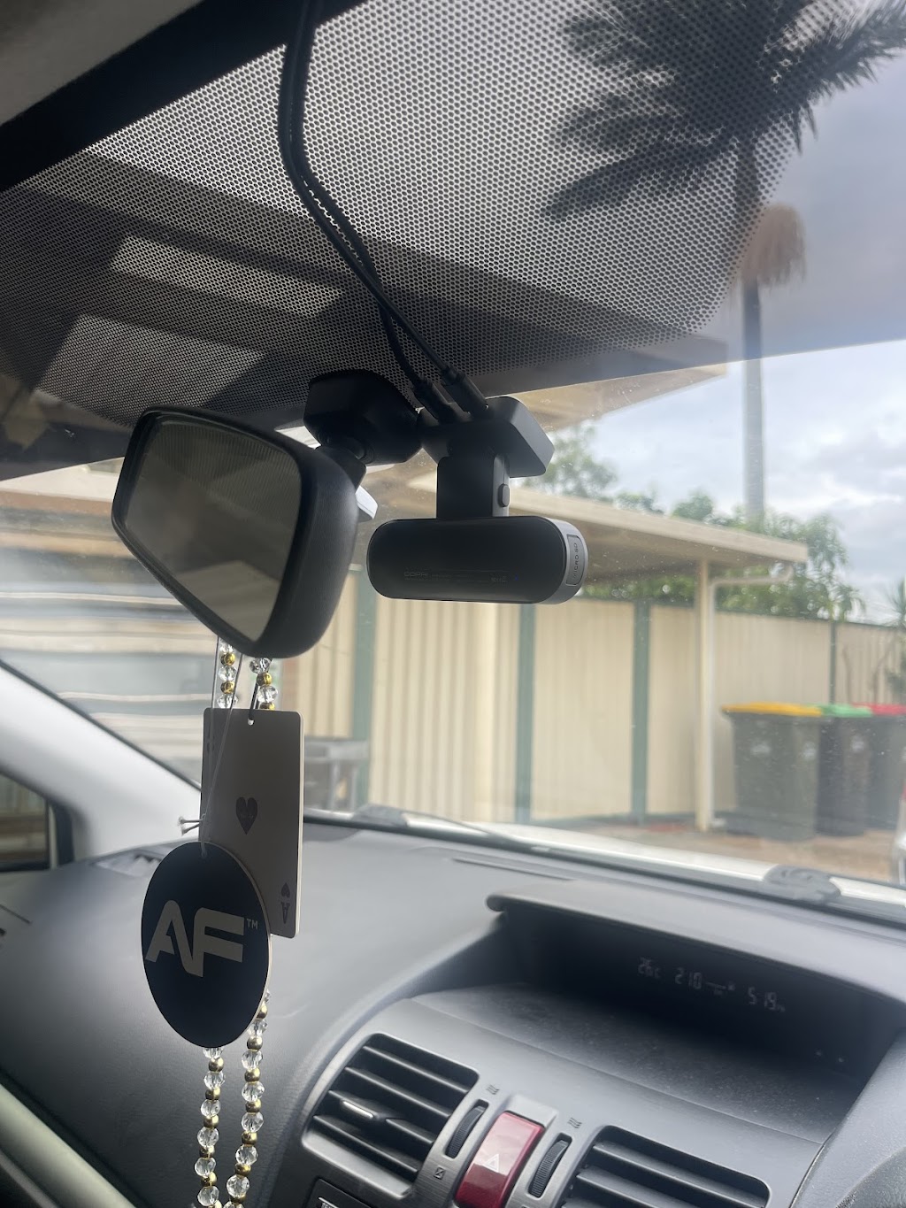 ONE GO DASH CAM | Axford Pl, Fairfield West NSW 2165, Australia | Phone: 0497 322 999