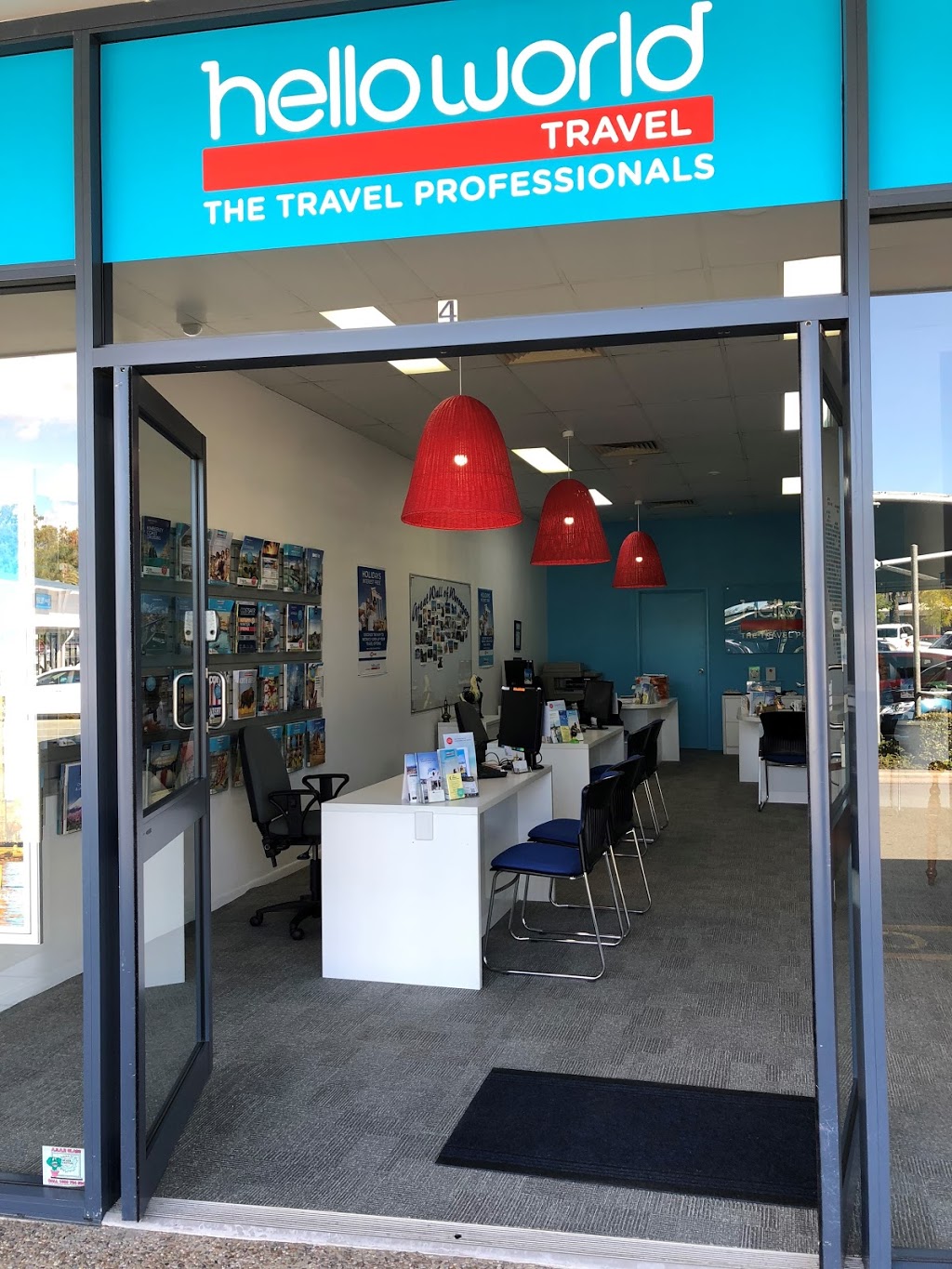 Helloworld Travel Worongary | 4/1 Mudgeeraba Rd, Worongary QLD 4213, Australia | Phone: (07) 5569 2477