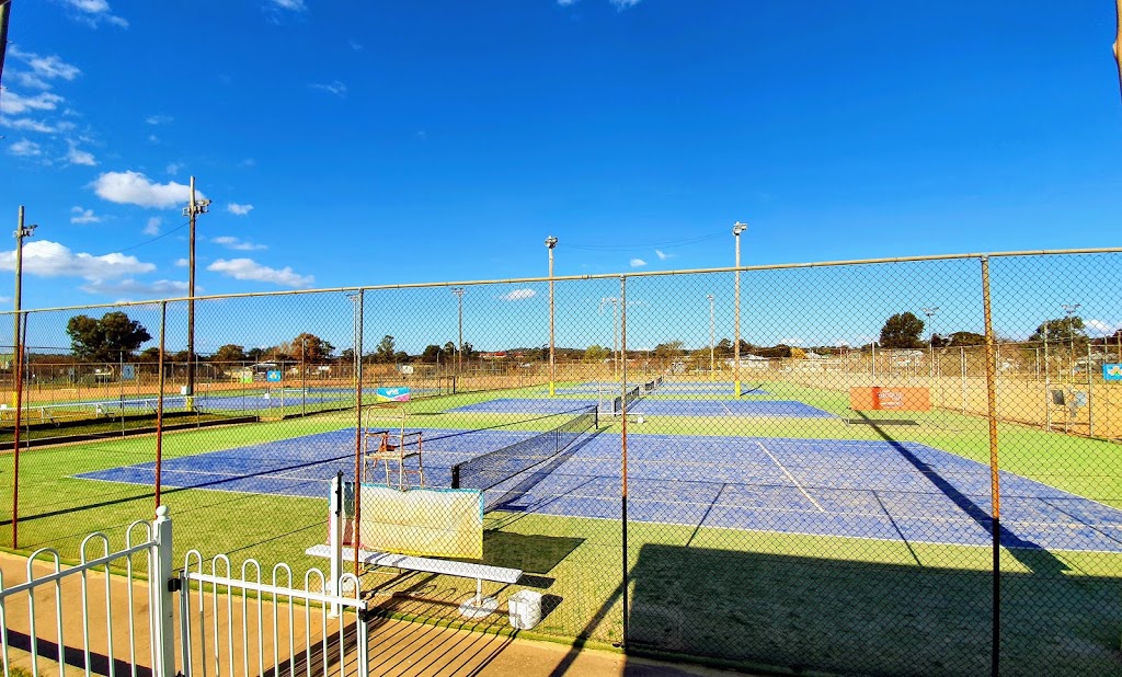Inverell Tennis Club |  | 115 Evans St, Inverell NSW 2360, Australia | 0267224117 OR +61 2 6722 4117