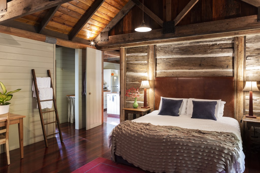 1860 Luxury Accommodation | lodging | 4 Surrey Ln, Beechworth VIC 3747, Australia | 0408273783 OR +61 408 273 783