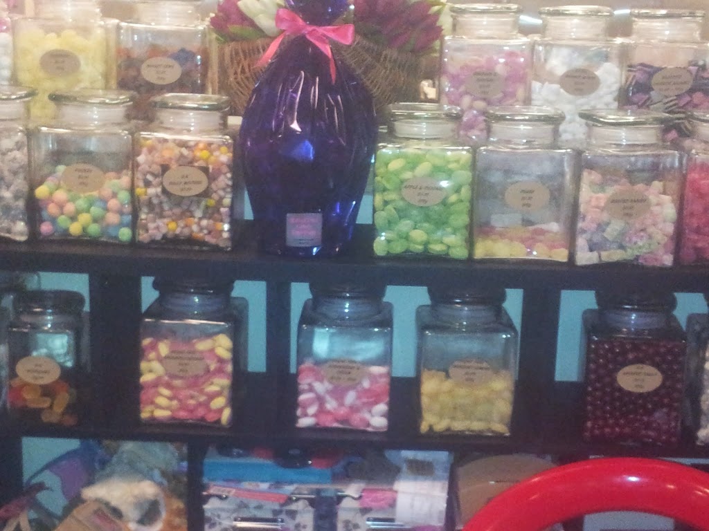 Warburtons Candy Emporium | 1/3375 Warburton Hwy, Warburton VIC 3799, Australia | Phone: (03) 5966 5522