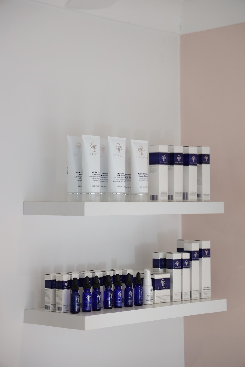 Phoenix Aesthetics Clinic | 30 Elizabeth Bay Dr, Lake Munmorah NSW 2259, Australia | Phone: 0448 784 066