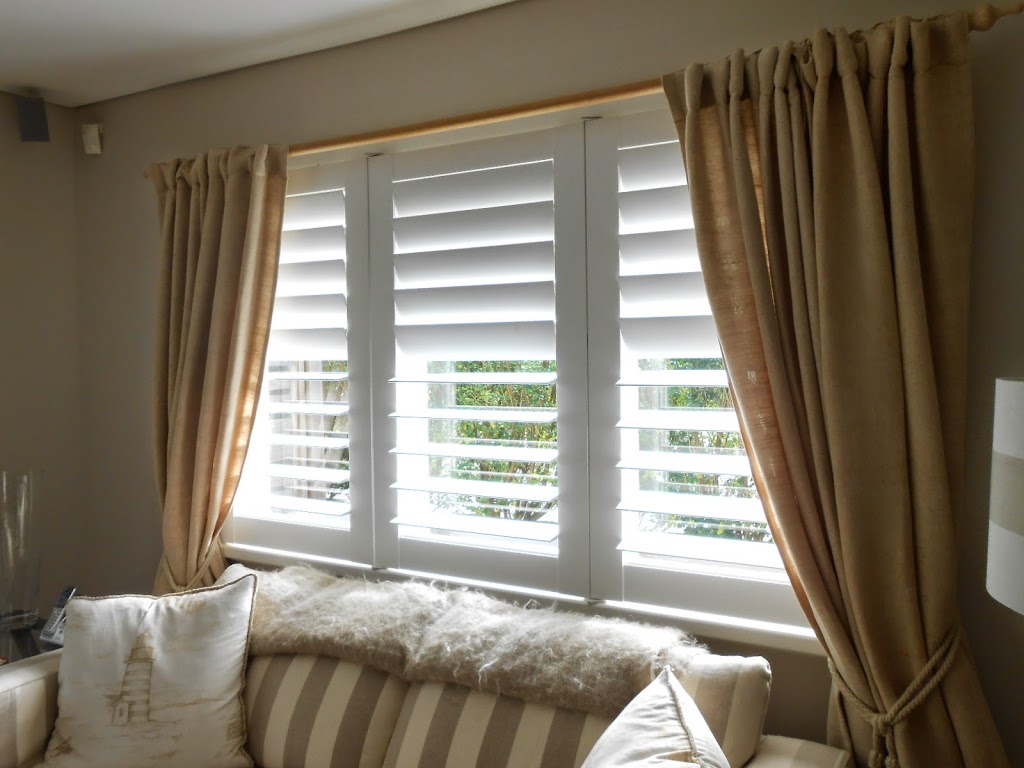 Coast Blinds And Shutters | 16 Onthonna Terrace, Umina Beach NSW 2257, Australia | Phone: 0435 004 912