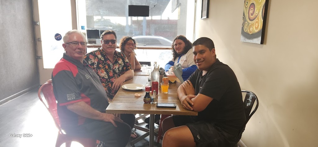 Chen Chen Asian food | 266 Shannon Ave, Geelong West VIC 3218, Australia | Phone: (03) 5200 9974