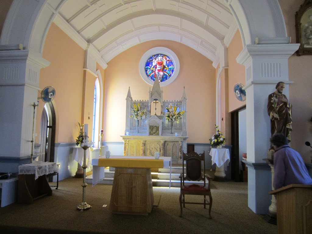 St James Catholic Church | church | 153 Caswell St, Peak Hill NSW 2869, Australia | 0268691439 OR +61 2 6869 1439