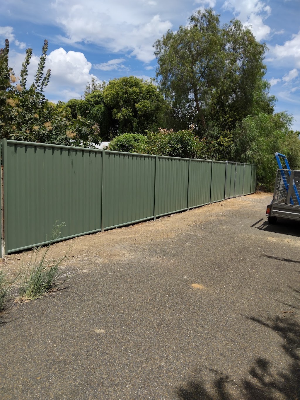 B&R Mowing and Welding | 1234 address street, Cowra NSW 2794, Australia | Phone: 0423 397 101