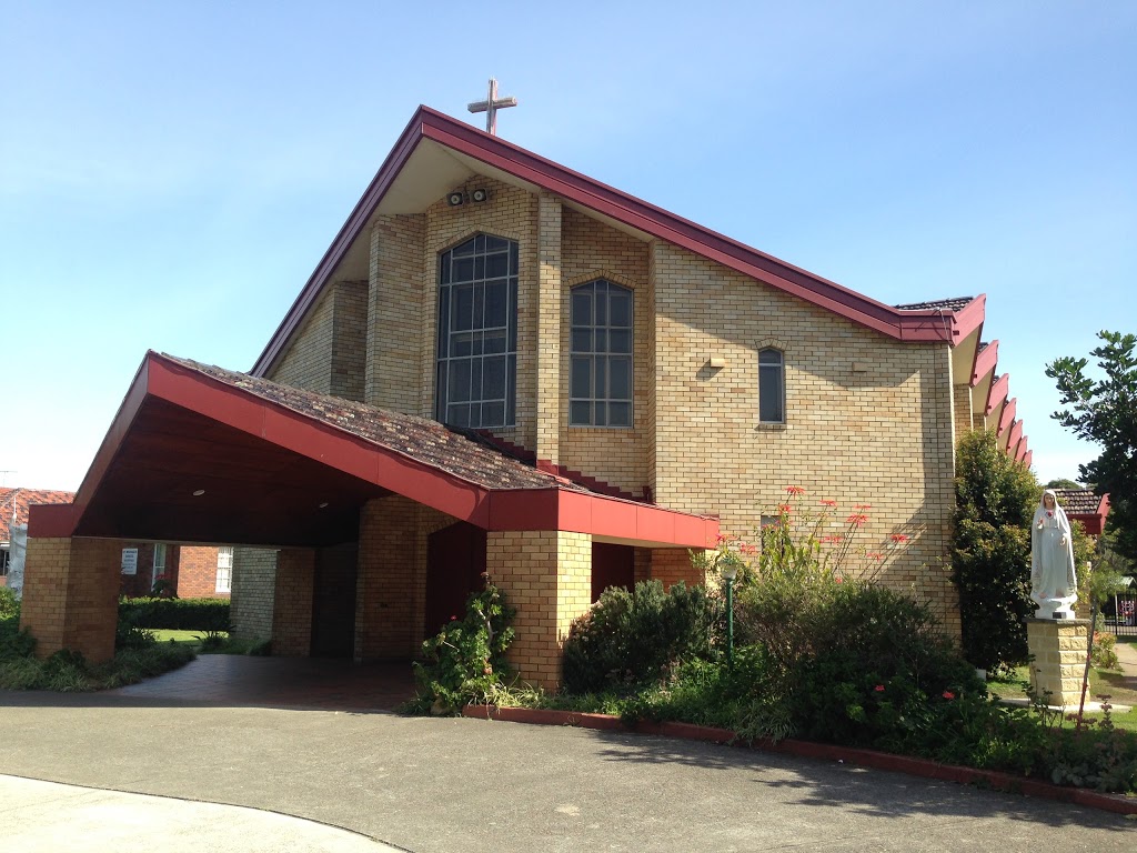 St Michaels Catholic Church | church | 29 Banks Ave, Daceyville NSW 2032, Australia | 0293491292 OR +61 2 9349 1292
