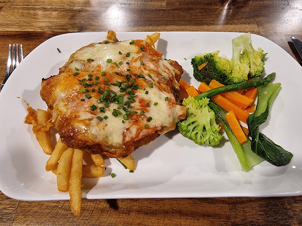 The Wallenjoe Hotel | 67/69 Midland Hwy, Stanhope VIC 3623, Australia | Phone: (03) 5857 2293