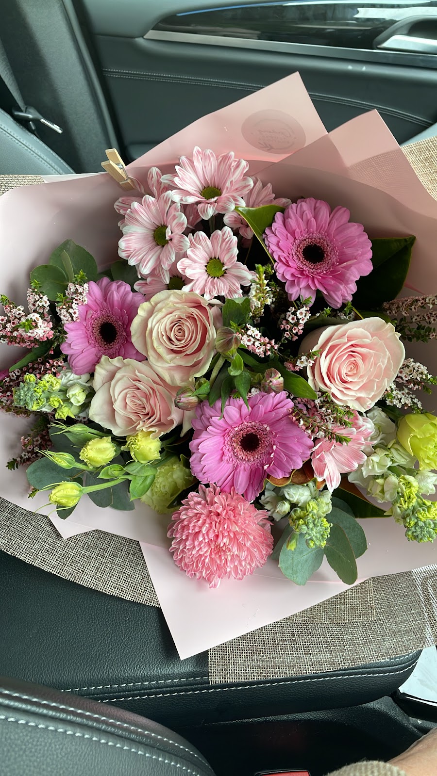 Geelong Flower Boutique | 285 Bluestone Bridge Rd, Lovely Banks VIC 3213, Australia | Phone: 0412 839 459