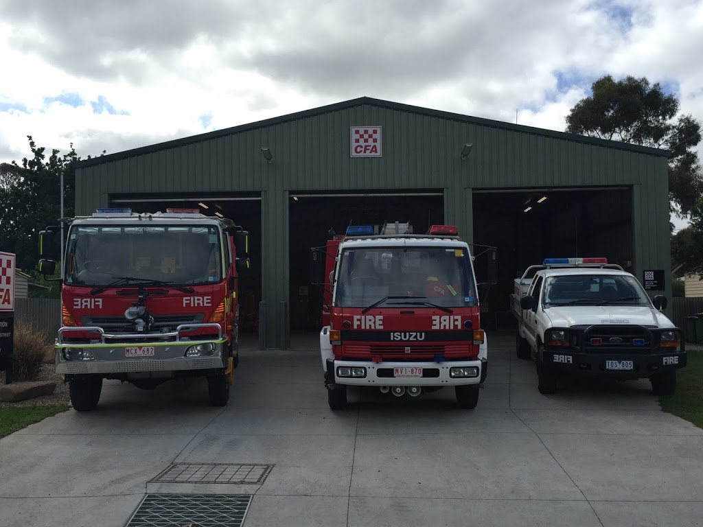 Officer Fire Station | fire station | 19 Station St, Officer VIC 3809, Australia | 0392628444 OR +61 3 9262 8444