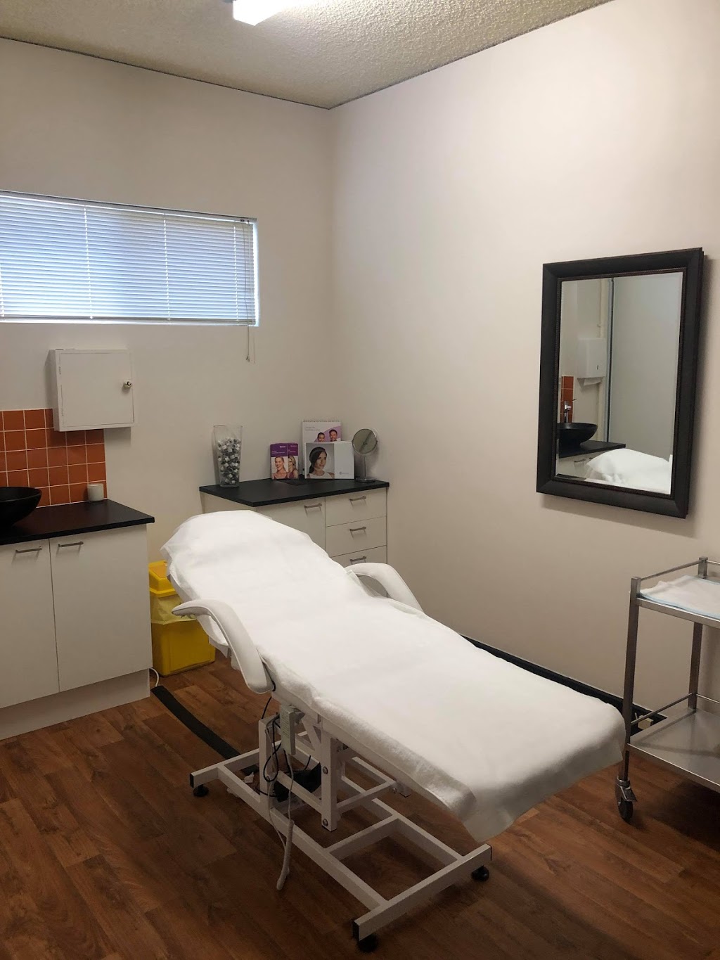 SkinDeep Dermal Clinic | dentist | 6/48 Watonga St, Port Macquarie NSW 2444, Australia | 0265840682 OR +61 2 6584 0682