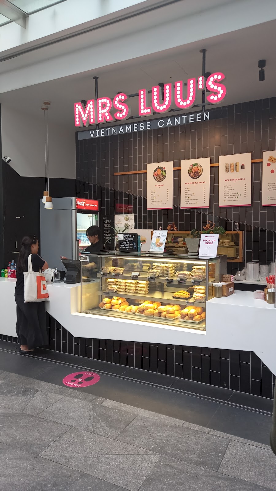 Mrs Luus Southpoint | Shop 12, 275 Grey Street Cnr Grey &, Tribune St, South Brisbane QLD 4101, Australia | Phone: 0426 589 609