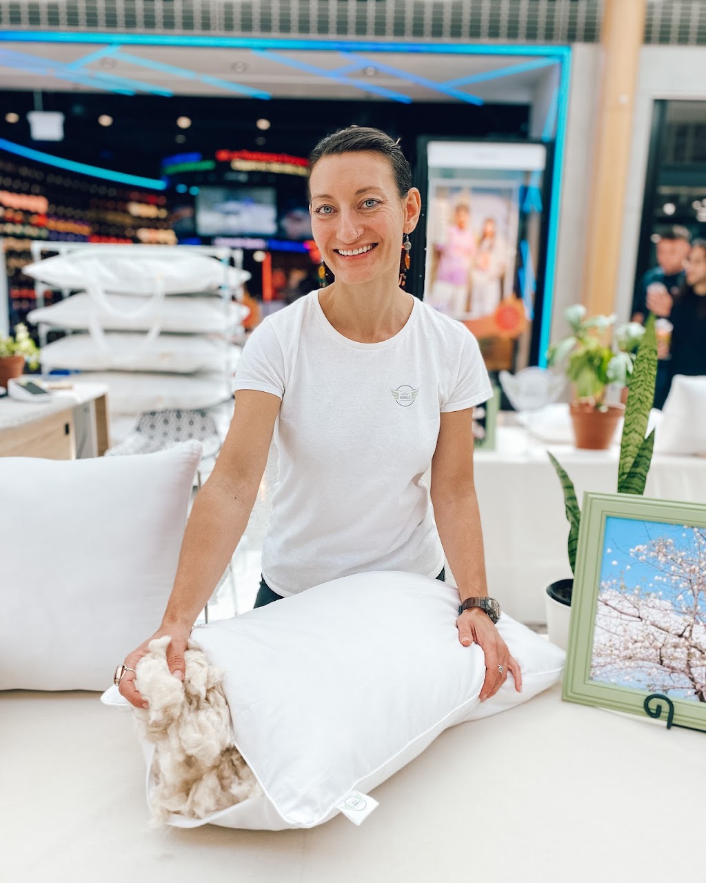 Pillow Rebels - Kapok pillow shop | 1 Yellow Box Ave, Springfield NSW 2250, Australia | Phone: 0411 038 338