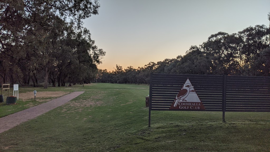 Coomealla Golf Club |  | 42 Kookaburra Dr, Dareton NSW 2717, Australia | 0350274658 OR +61 3 5027 4658